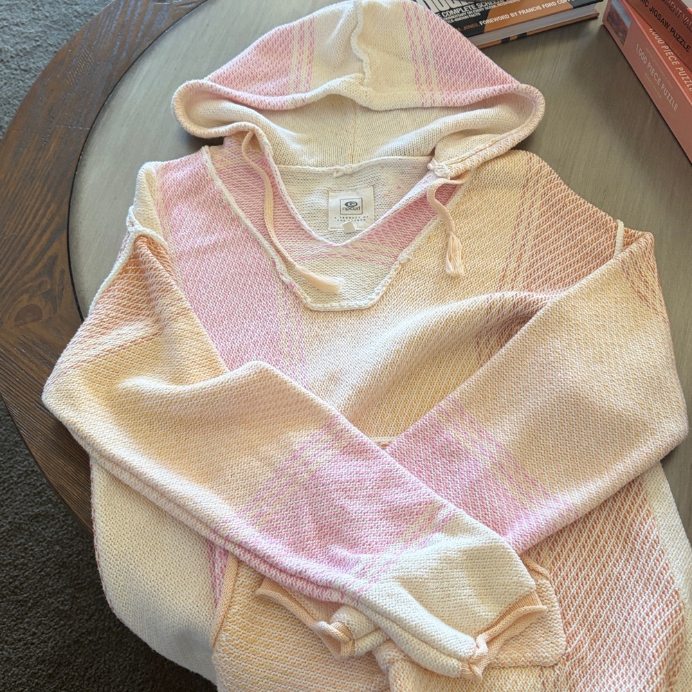 RIP CURL NEON ISLES KNIT PONCHO PULLOVER BEACH WEAR SZ M - Picture 10 of 10